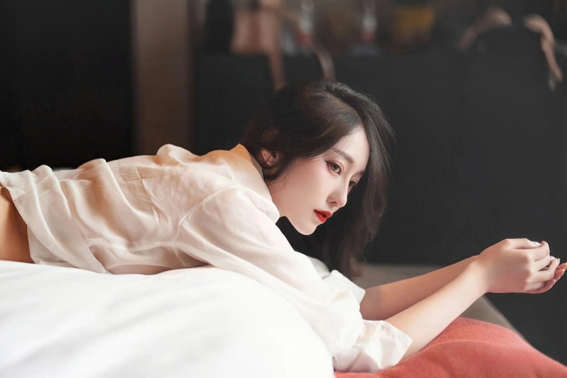 国产精品第二页在线观看_日韩精品一区二区视频免费观看_国产成人亚洲综合91精品首页_欧美成人精品网站-国产九九精品视频免费播放4_欧美性在线观看_瑟瑟网站免费网站入口_视频一区二区日韩精品|（寻味中华｜非遗）千丝万缕织锦绣 草原华裳叙史诗